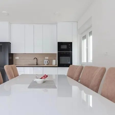 Apartment Karla - Zadar, *